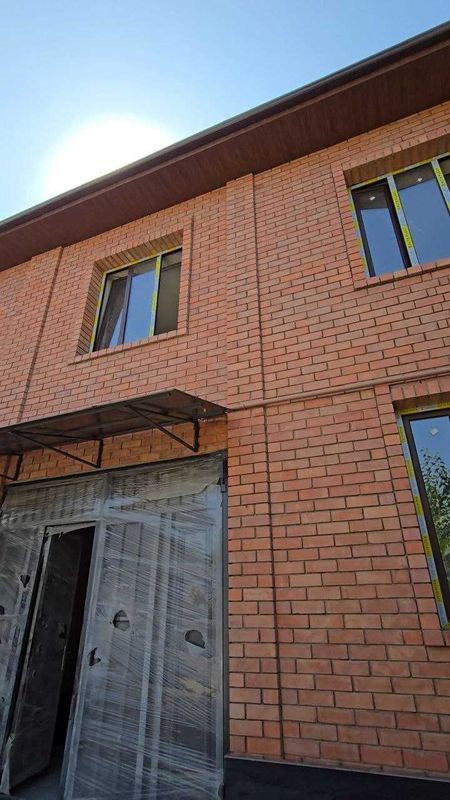 Коттедж 6 комнат улица Мухтар Ашрафи 1,8 сототк Коттедж 6 комнат улица Мухтар Ашрафи 1,8 сототк