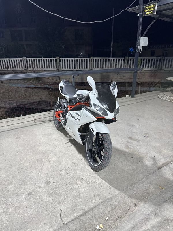 Megelli 250r italia sport bike Megelli 250r italia sport bike