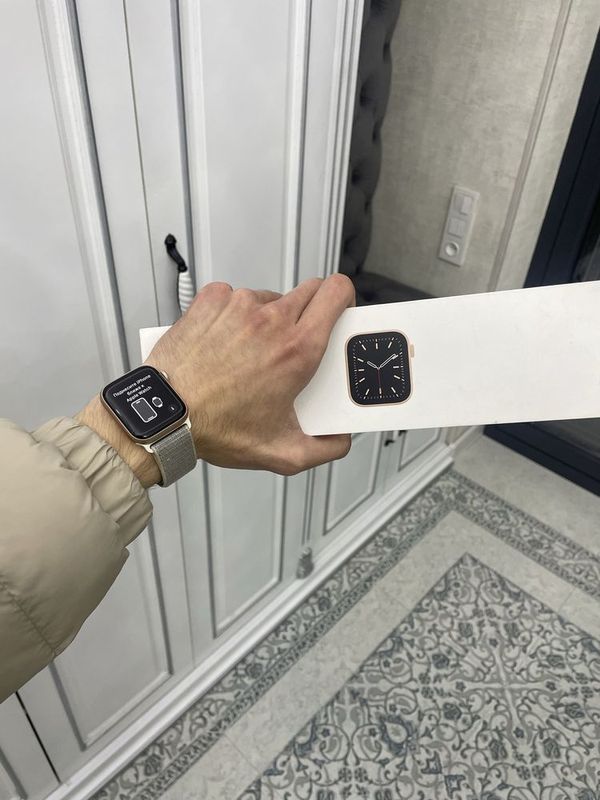 Apple watch 6 100% Apple watch 6 100%