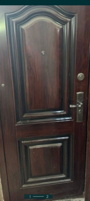 Входной дверь сняли с новой квартиры Входной дверь сняли с новой квартиры
