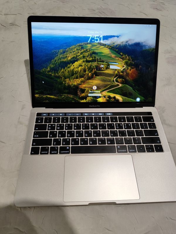 Macbook Pro 13 8GB 256 Macbook Pro 13 8GB 256