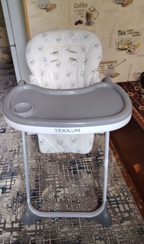 Teknum ovqatlanish stuli