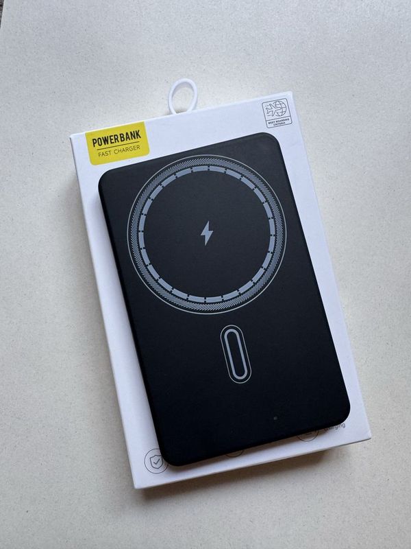 Iphone ga sifatli oreginal power bank Iphone ga sifatli oreginal power bank