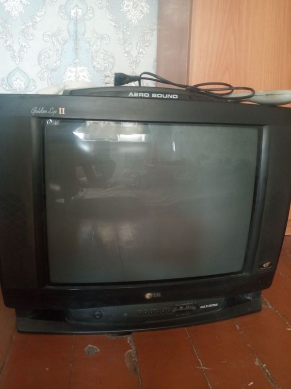 Televizor LG AERO SOUD 54
