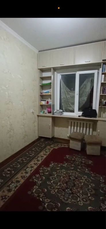 гилам сотилади 2*3 йенги ўраб қўйилган гилам сотилади 2*3 йенги ўраб қўйилган