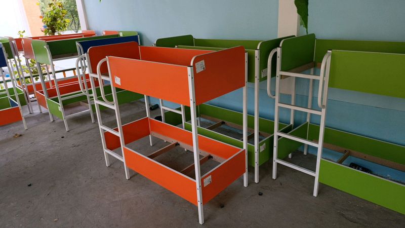 Bolalar krovati ikki etajli Bolalar krovati ikki etajli