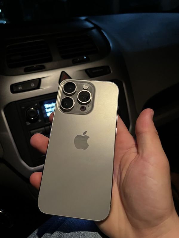 15 pro 256 г 90% 2sim 15 pro 256 г 90% 2sim