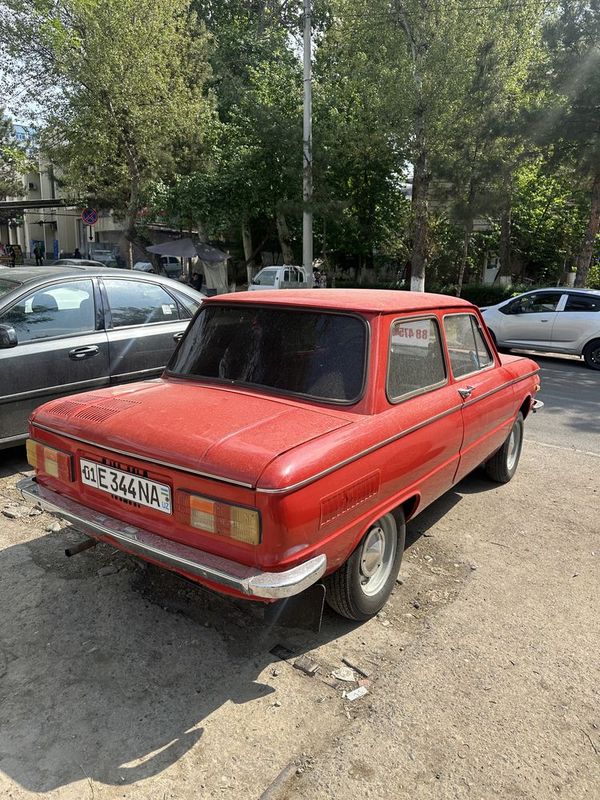 Заз 968м в родном окрасе нуждается только в водителе) Заз 968м в родном окрасе нуждается только в водителе)