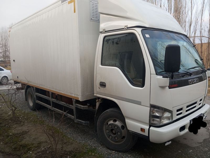 ISUZU N.Q.R avto ISUZU N.Q.R avto