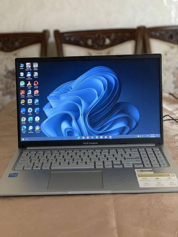 Asus VivoBook Core i5 8/512 Asus VivoBook Core i5 8/512