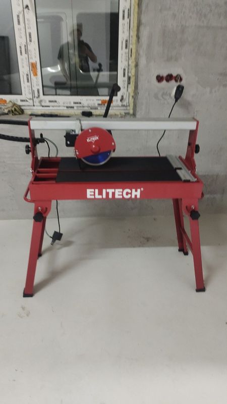 Продается Плиткорез ELITECH Электрический на водяной основе Продается Плиткорез ELITECH Электрический на водяной основе