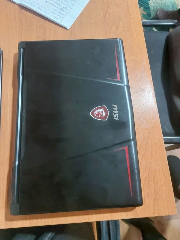 Msi noutbok core i7