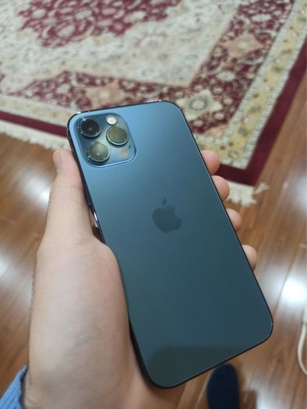 Iphone 12 pro Xalati yangidak