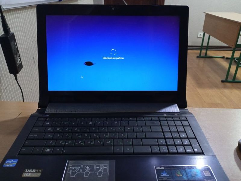Noutbook ASUS intel core i5 Noutbook ASUS intel core i5