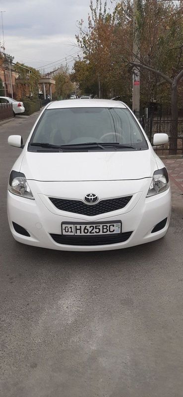 Tayoyta Yaris Yaris Tayoyta Yaris Yaris