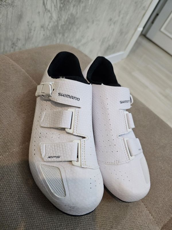 Велотуфли Shimano carbon размер 40