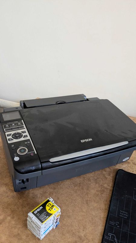 Printer satiladi Printer satiladi