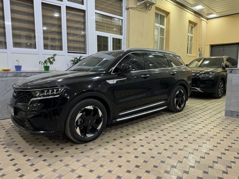 Kia Sorento Sotiladi Ideal