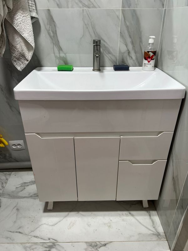 Продается умывальник б/у Продается умывальник б/у