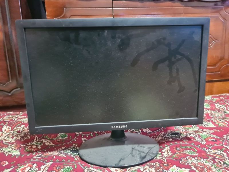 Monitor Samsung 19 LED