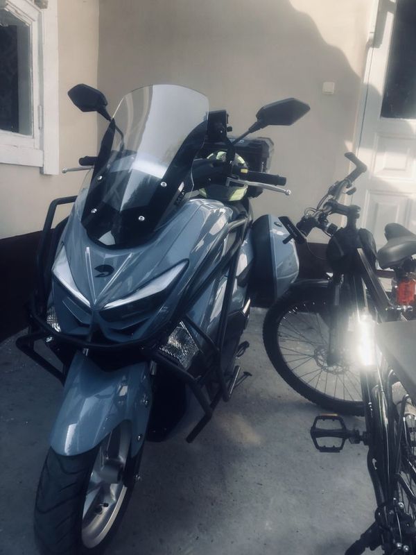 Moto skuter 150cc Moto skuter 150cc