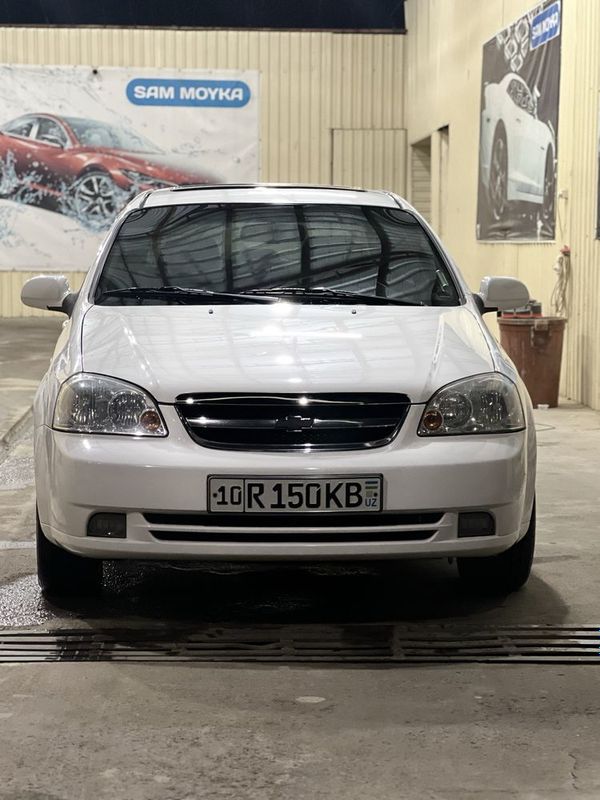 Lacetti 1,6 avtomat Arenda vikub