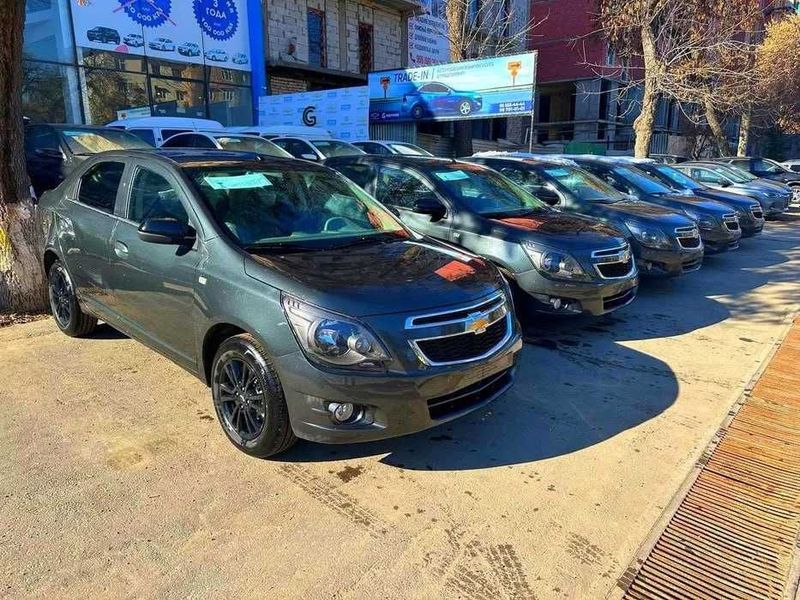 Chevrolet Cobalt 2025 naxt va nasiyaga Chevrolet Cobalt 2025 naxt va nasiyaga