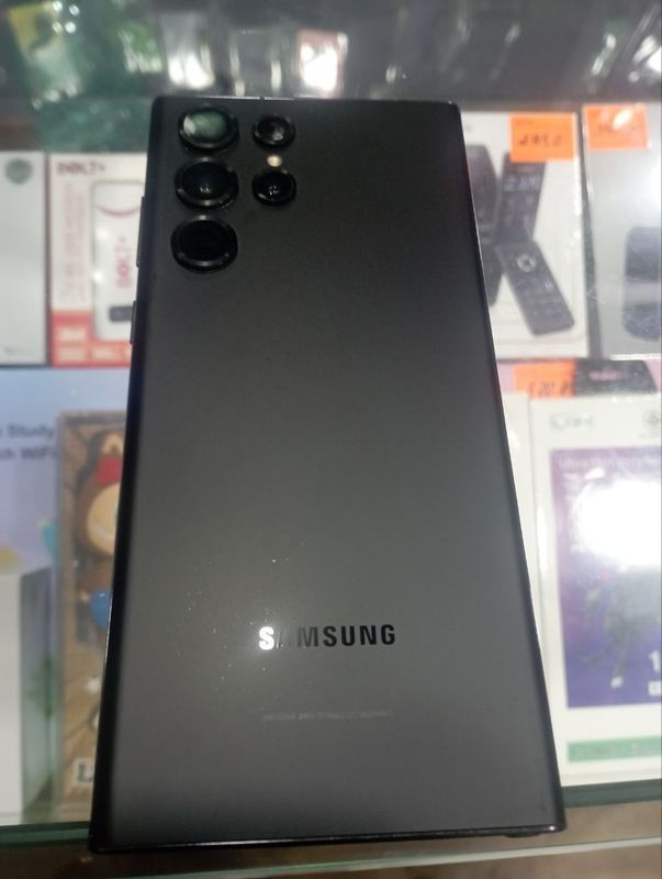 Samsung s 22 ultra.12/256 srochna sotiladi