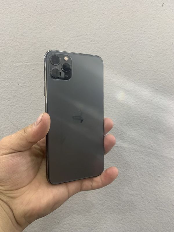 Iphone 11 pro max 64gb naxtga va nasiyaga Iphone 11 pro max 64gb naxtga va nasiyaga