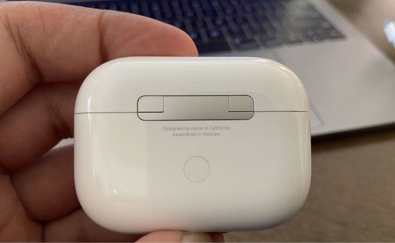 Продам airpods pro vietnam Продам airpods pro vietnam