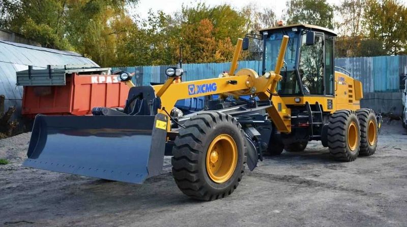 XCMG 15 тон Грейдер GR165 XCMG 15 тон Грейдер GR165
