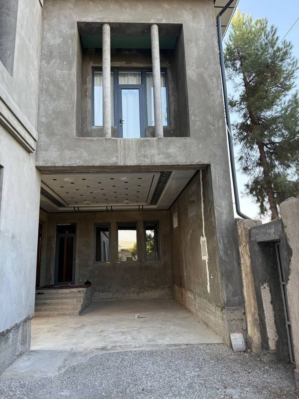 Yashnobod tumanida gozal maxalasida 4 sotix tayyor uchaska sotiladi Yashnobod tumanida gozal maxalasida 4 sotix tayyor uchaska sotiladi