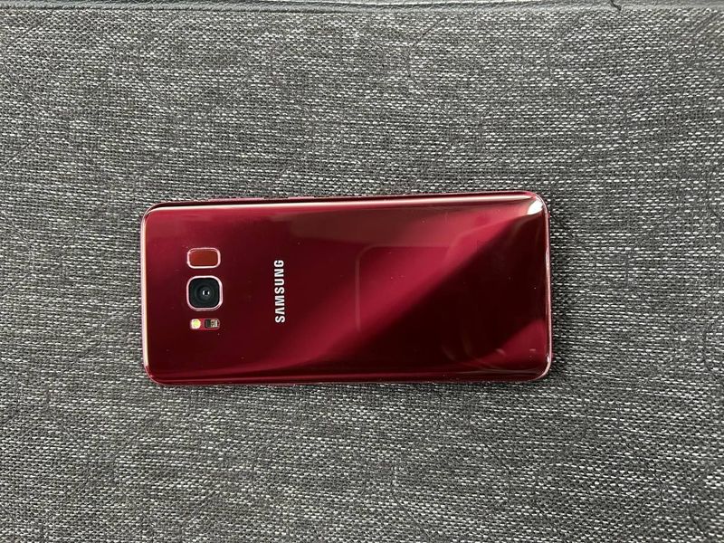 Самсунг S 8 сотилади Самсунг S 8 сотилади