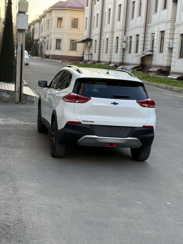 Продаётся Chevrolet Tracker 2 Redline (2025 года выпуска) Продаётся Chevrolet Tracker 2 Redline (2025 года выпуска)