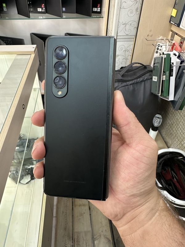 Samsung galaxy fold 3 Samsung galaxy fold 3