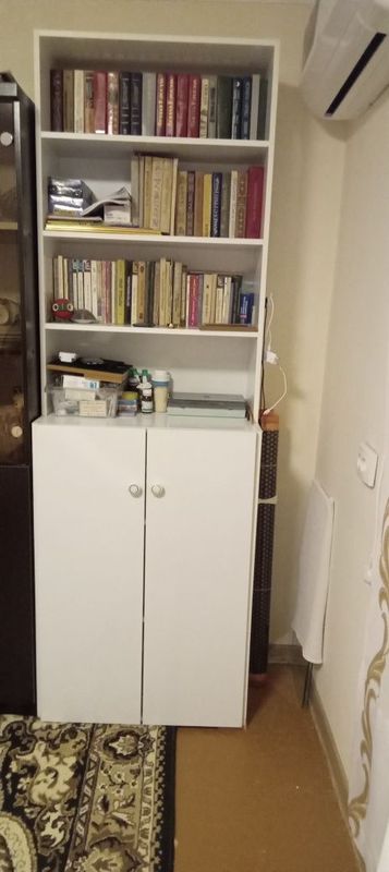 Продам книжные шкафы