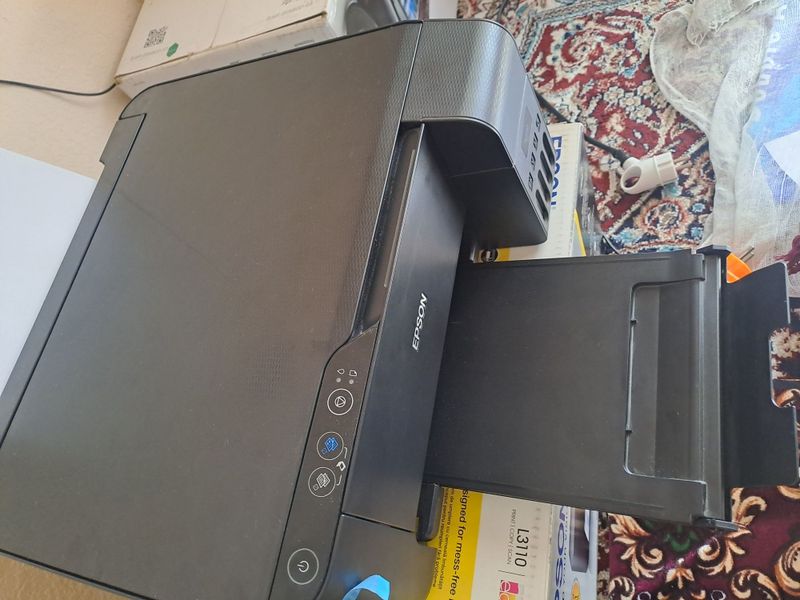 L3110 printer 3v 1 print /copy /scan struynoy