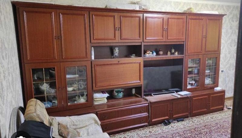Продам стенку для зала Продам стенку для зала