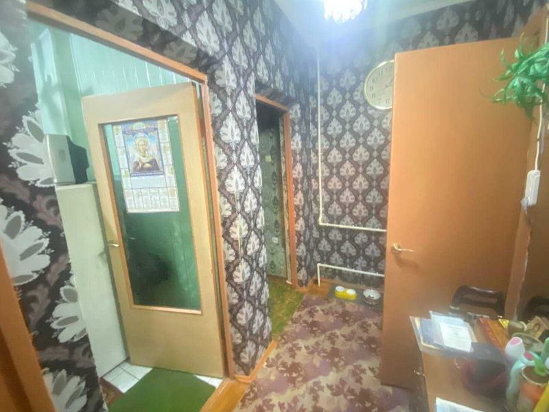 продам 1/1/16 ул.Бабура, Нукус, 40 м2, можно под офис 70.000 продам 1/1/16 ул.Бабура, Нукус, 40 м2, можно под офис 70.000