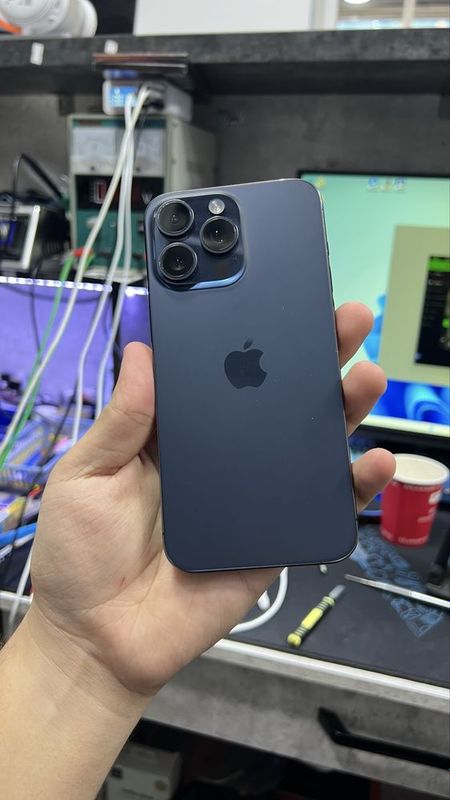 Iphone 15 pro max ideal 733$ Iphone 15 pro max ideal 733$