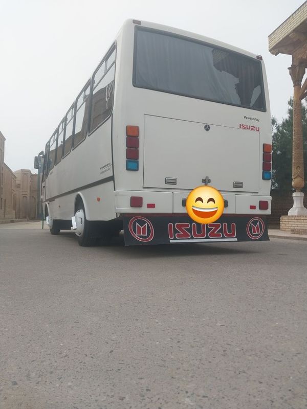 Isuzu hc 40 2019