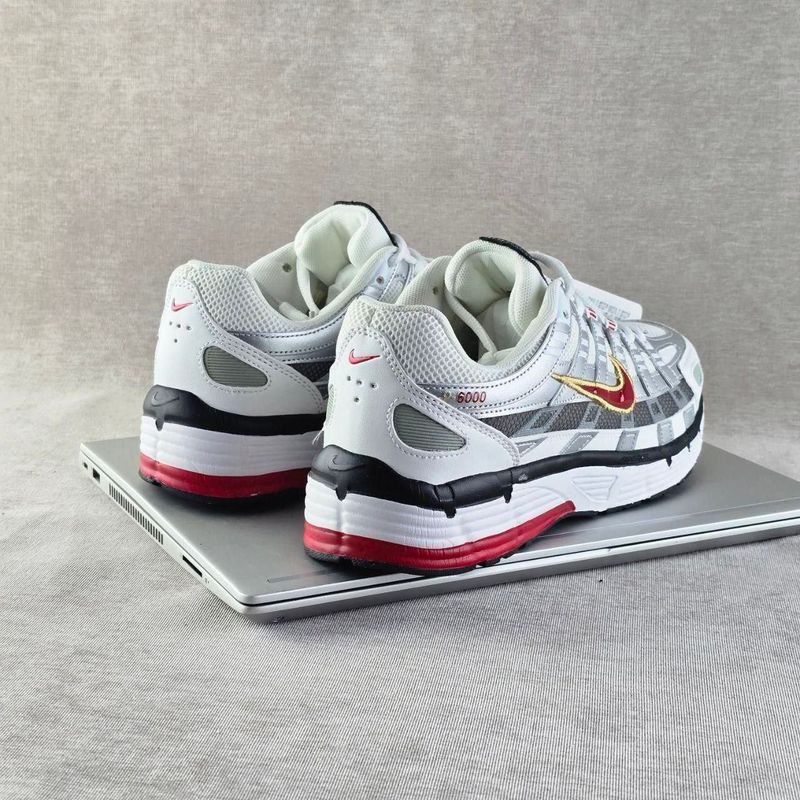 Кроссовки NIKE P-6000 Кроссовки NIKE P-6000