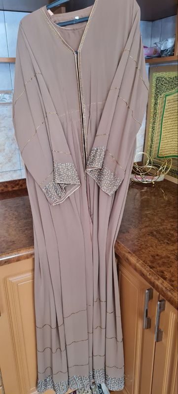 Troyka abaya sharfiyam bor