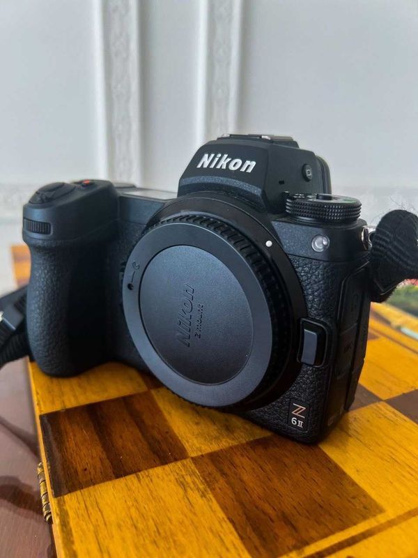 Nikkon ZII full-frame, mirrorless Nikkon ZII full-frame, mirrorless