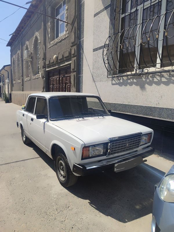 Lada 2107 sotiladi alo holatda Lada 2107 sotiladi alo holatda