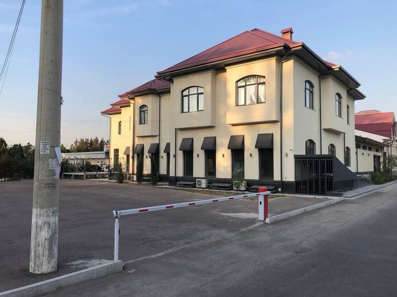Алмазарский район продается большой частный дом 11 соток