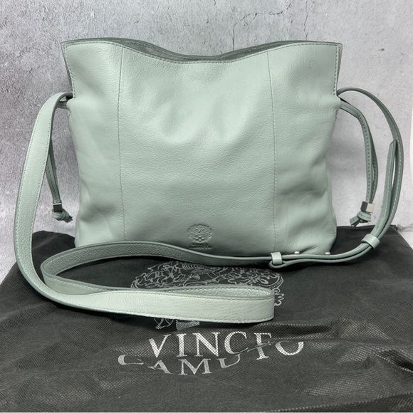 Сумка Vince Camuto, новая, из США Сумка Vince Camuto, новая, из США