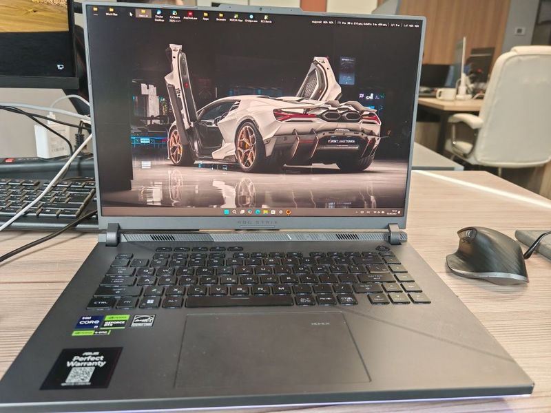 ASUS ROG Strix G16 (G614JVR) ASUS ROG Strix G16 (G614JVR)