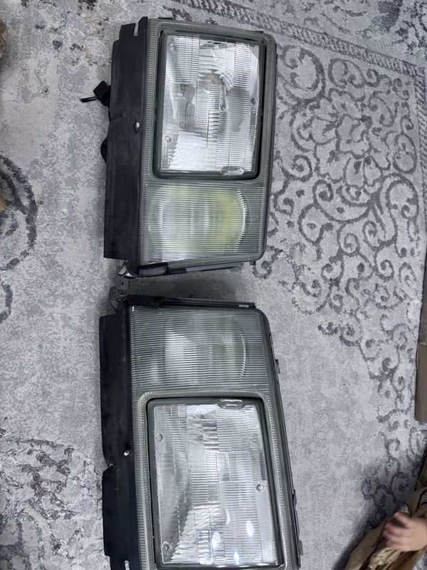 W124 amerikanka fara arginal sotiladi! W124 amerikanka fara arginal sotiladi!