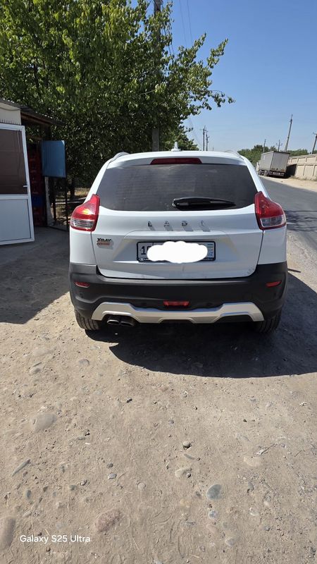 Lada Xray cross 1.8 Lada Xray cross 1.8